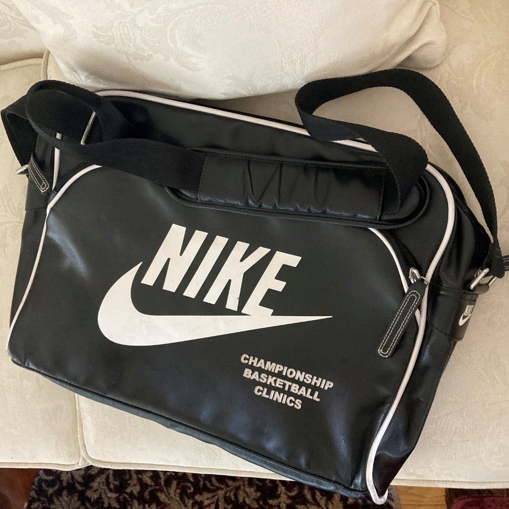 Custom Nike Heritage Messenger Bag/Briefcase